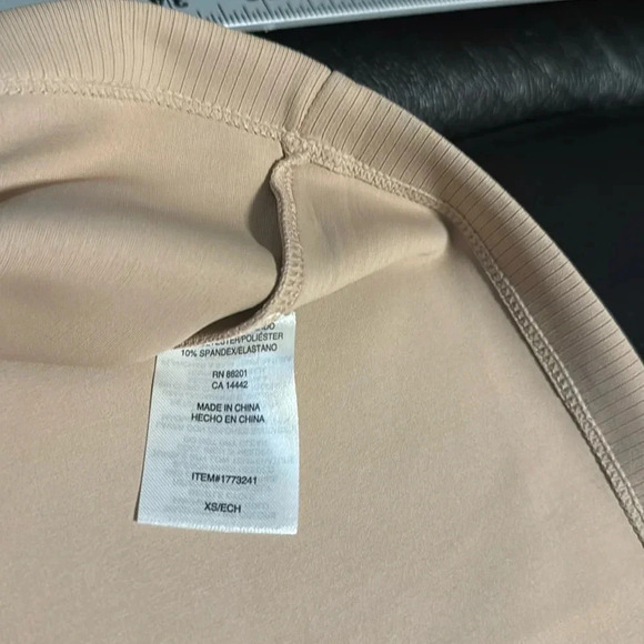 Mondetta Ladies' Soft Ribbed Short Sleeve Active Top, New Taupe (Tan) X-Small - Picture 6 of 11